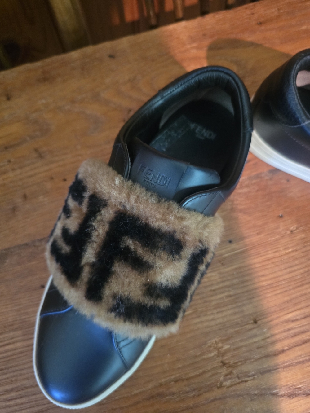 Fendi Black Leather Sneakers with Brown Shearling FF Strap - Picture 5 of 16